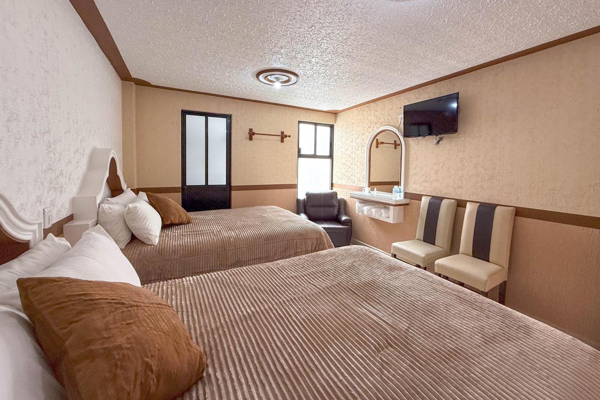 Hotel La Gloria Чигнауапан Екстериор снимка