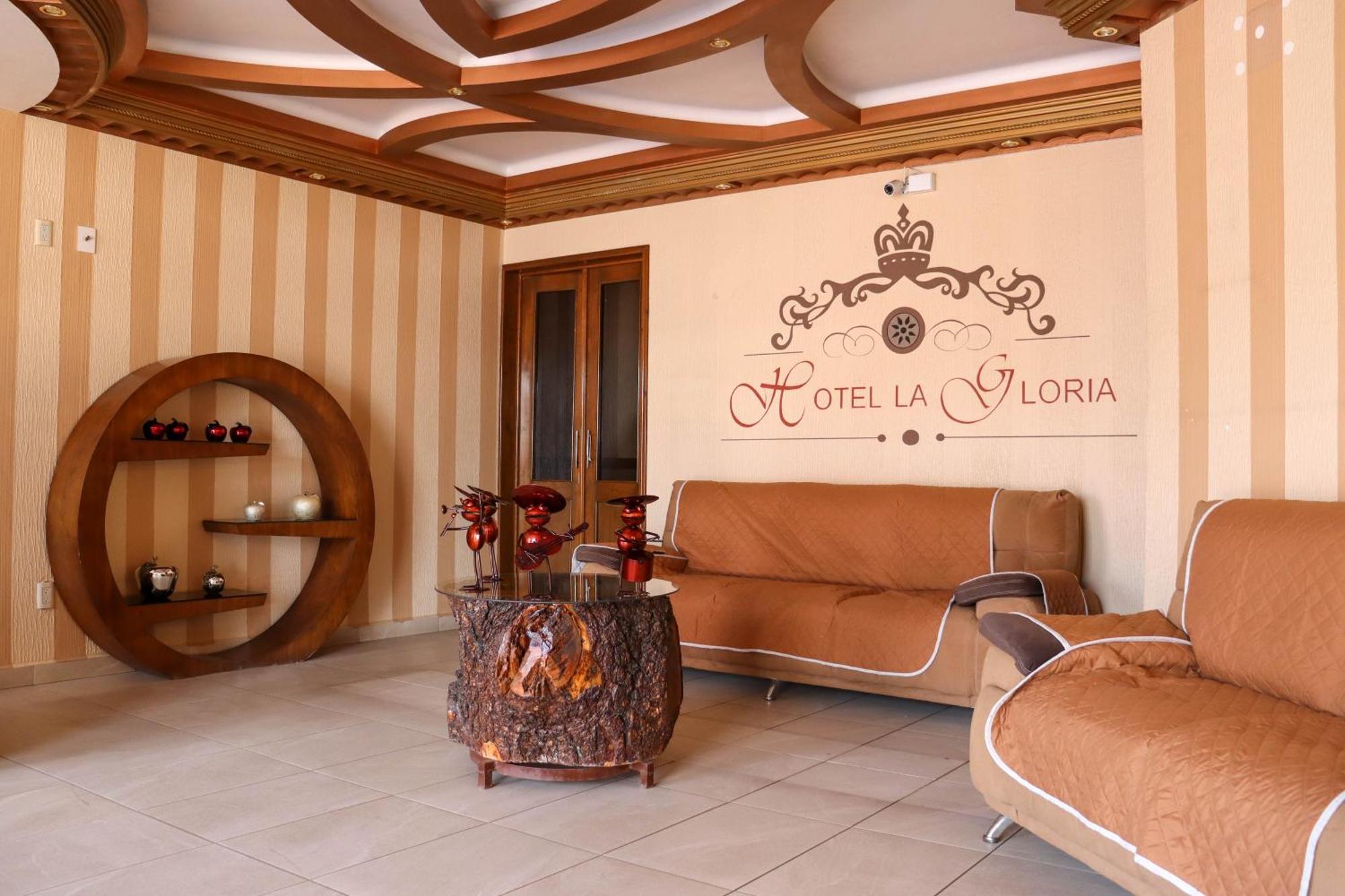 Hotel La Gloria Чигнауапан Екстериор снимка